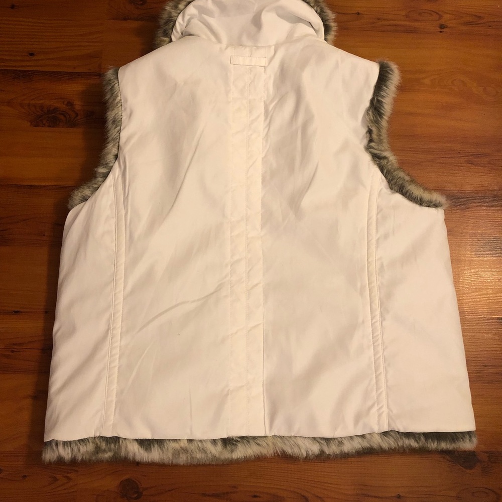 Reversible Vest - image 6